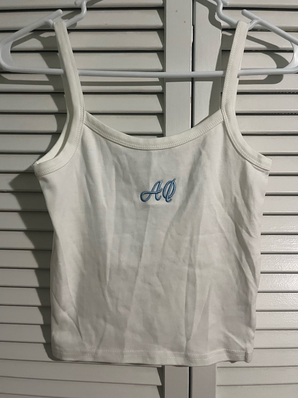Woman’s White Tank Top Blue Embroidered Alpha Phi Monogram Sorority Small